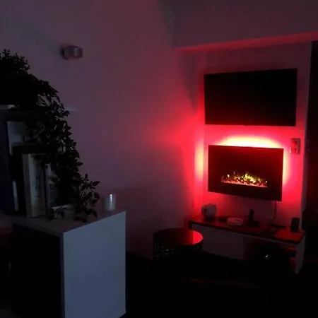 The Prism ,studio On The Top Floor With A Balcony Apartman